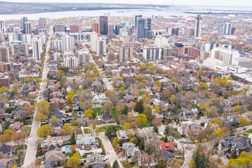 5 Undercliffe Avenue, Hamilton, ON - Outdoor With View