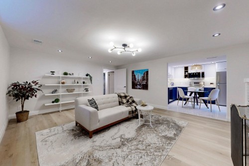 776 Garth Street, Hamilton, ON - Indoor Photo Showing Living Room