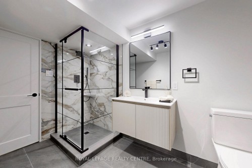 776 Garth Street, Hamilton, ON - Indoor