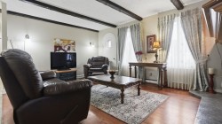 Salon - 