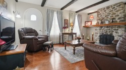 Salon - 