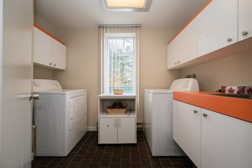 Laundry - 1869 Rue De Livourne, Laval (Vimont), QC - Indoor Photo Showing Laundry Room