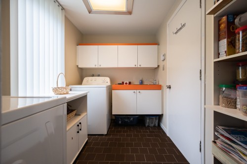 Laundry - 1869 Rue De Livourne, Laval (Vimont), QC - Indoor Photo Showing Laundry Room
