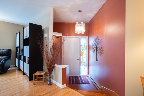 Mud Room - 1869 Rue De Livourne, Laval (Vimont), QC - Indoor Photo Showing Other Room