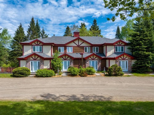 1756 Ch. du Golf  Mont-Tremblant, QC J8E 2K6