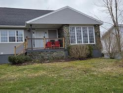 158 Kennedy Avenue Sydney, NS B1P 3K8