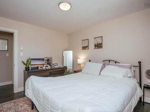 19 Circle Drive, Halifax, NS 