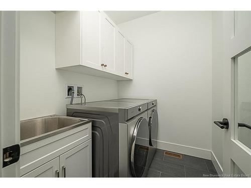 42 Golden Eagle Dr, Hanwell, NB 