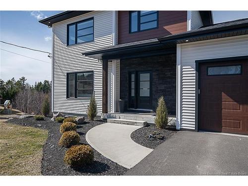 42 Golden Eagle Dr, Hanwell, NB 