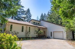 37267 Schooner Way Pender Island, BC V0N 2M0