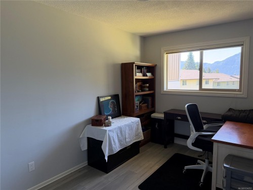 703 Nigei St, Port Alice, BC 