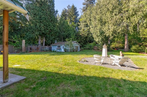 3930 Bovanis Rd, Bowser, BC 