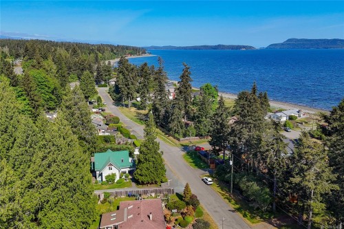 3930 Bovanis Rd, Bowser, BC 
