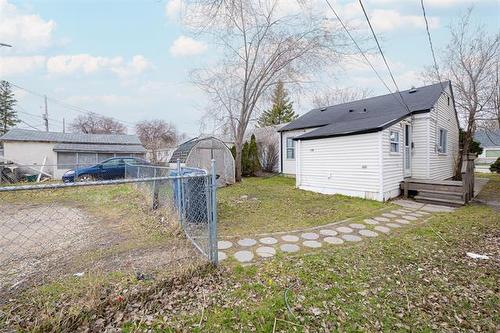 1460 Logan Ave, Winnipeg, MB 