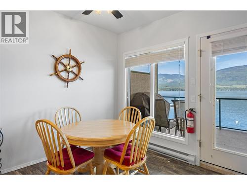 3935 Eagle Bay Road Unit# 7B, Eagle Bay, BC - Indoor Photo Showing Dining Room