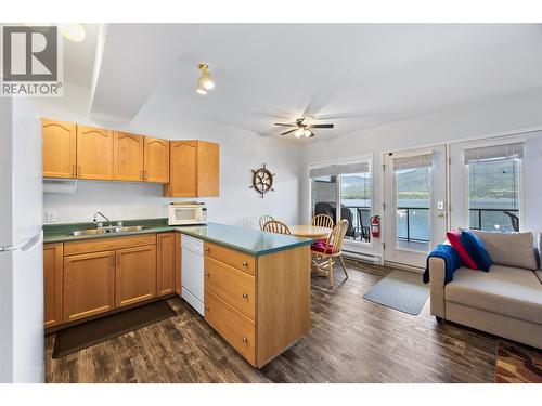 3935 Eagle Bay Road Unit# 7B, Eagle Bay, BC - Indoor
