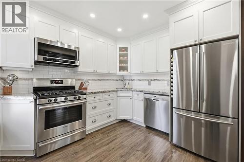 74 Graham Avenue S, Hamilton, ON - Indoor Photo Showing Kitchen With Upgraded Kitchen