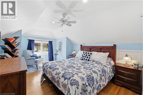 74 Graham Avenue S, Hamilton, ON - Indoor Photo Showing Bedroom