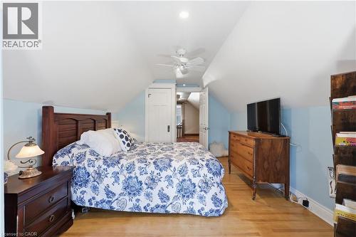 74 Graham Avenue S, Hamilton, ON - Indoor Photo Showing Bedroom