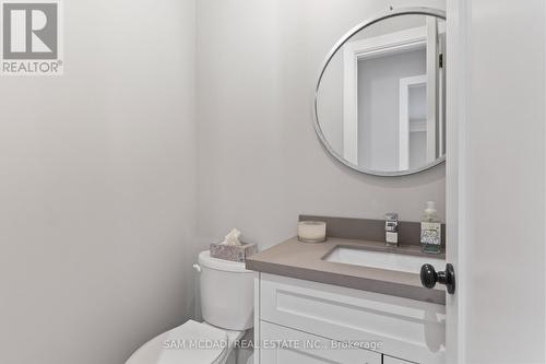3047 Grenville Drive, Mississauga, ON - Indoor Photo Showing Bathroom