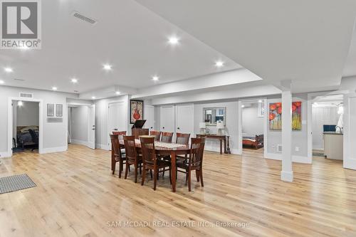 3047 Grenville Drive, Mississauga, ON - Indoor Photo Showing Dining Room