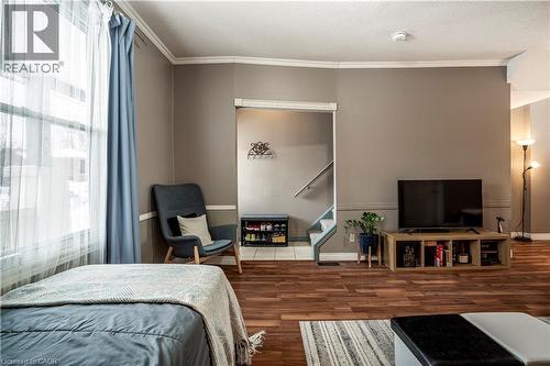 51 Tisdale Street N, Hamilton, ON - Indoor Photo Showing Bedroom