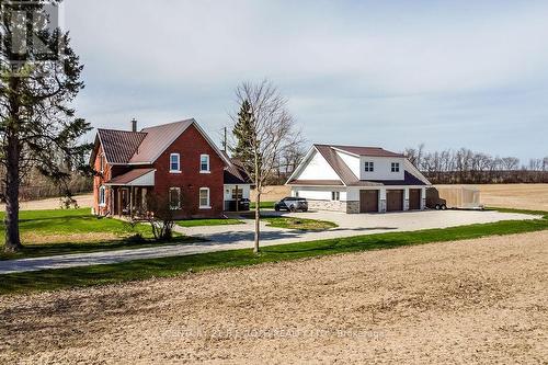 1153 GLENGARRY LANDING ROAD S  Springwater, ON L9X 1E1