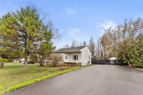 Courtyard - 42 Rue Xavier, Saint-Lin/Laurentides, QC - Outdoor