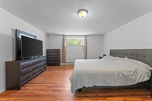 Bedroom - 42 Rue Xavier, Saint-Lin/Laurentides, QC - Indoor Photo Showing Bedroom