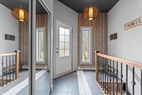 Mud Room - 42 Rue Xavier, Saint-Lin/Laurentides, QC - Indoor Photo Showing Other Room