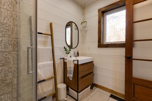 Salle de bains attenante à la CCP - 1661 Rue Des Tangaras, Prévost, QC - Indoor Photo Showing Bathroom