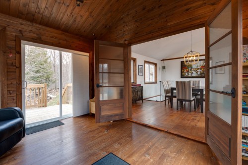 Salle familiale - 1661 Rue Des Tangaras, Prévost, QC - Indoor