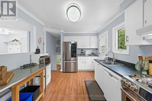 2681 Moncton Road, Ottawa, ON - Indoor Photo Showing Kitchen With Double Sink