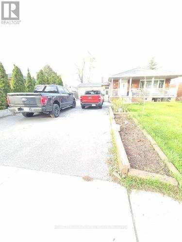 13 Theodore Drive, Mississauga, ON - Outdoor