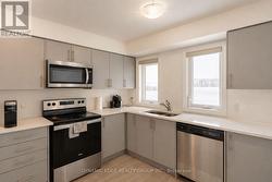 25 - 235 CHAPEL HILL DRIVE  Kitchener, ON N2R 0S4