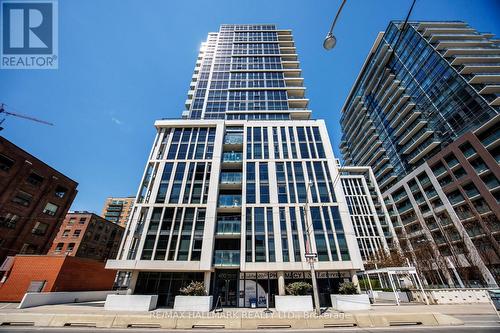 502 - 400 ADELAIDE STREET E  Toronto, ON M5A 4S3