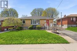 1212 VALLEY DRIVE Oshawa (Lakeview), ON L1J 3M7