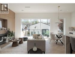2258 GARDEN DRIVE  Vancouver, BC V5N 4X2