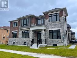 147 FENCHURCH MANOR Barrie, ON L9J 0X1