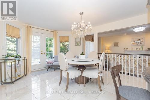 1 Elderwood Drive, Richmond Hill, ON - Indoor Photo Showing Dining Room