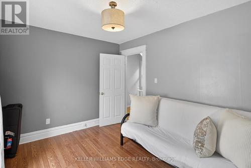 209 Glendale Avenue N, Hamilton, ON - Indoor