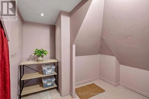 209 Glendale Avenue N, Hamilton, ON - Indoor Photo Showing Other Room