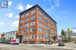 405 - 2154 DUNDAS STREET W Toronto, ON M6R 1X3