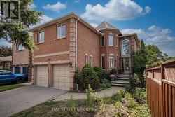 2524 PAULA COURT  Mississauga, ON L5K 2R5