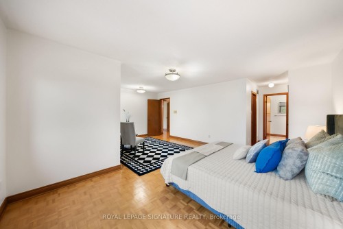 2978 Pettigrew Crescent, Mississauga, ON - Indoor Photo Showing Bedroom