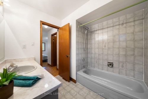 2978 Pettigrew Crescent, Mississauga, ON - Indoor Photo Showing Bathroom
