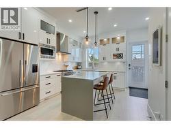 2868 E 49TH AVENUE  Vancouver, BC V5S 1K6