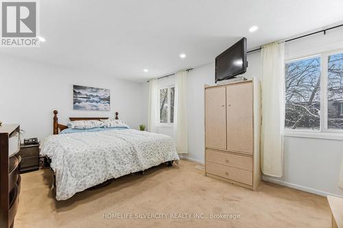 100 - 45 Hansen Road, Brampton, ON - Indoor Photo Showing Bedroom