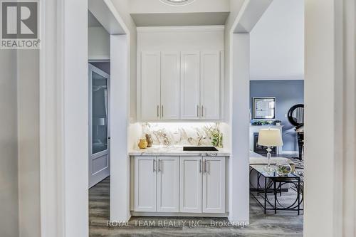 25 Thompson Way, Springwater, ON - Indoor