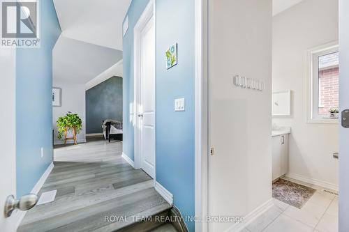 25 Thompson Way, Springwater, ON - Indoor Photo Showing Other Room